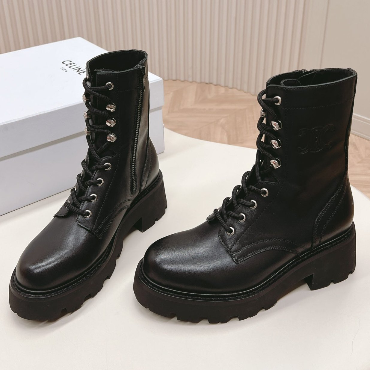 ブーツその他 CELINE TRIOMPHE RANGERS MID LACE-UP BOOT IN SUEDE CALFSKIN Women's Celine Triomphe Rangers mid lace-up boots in