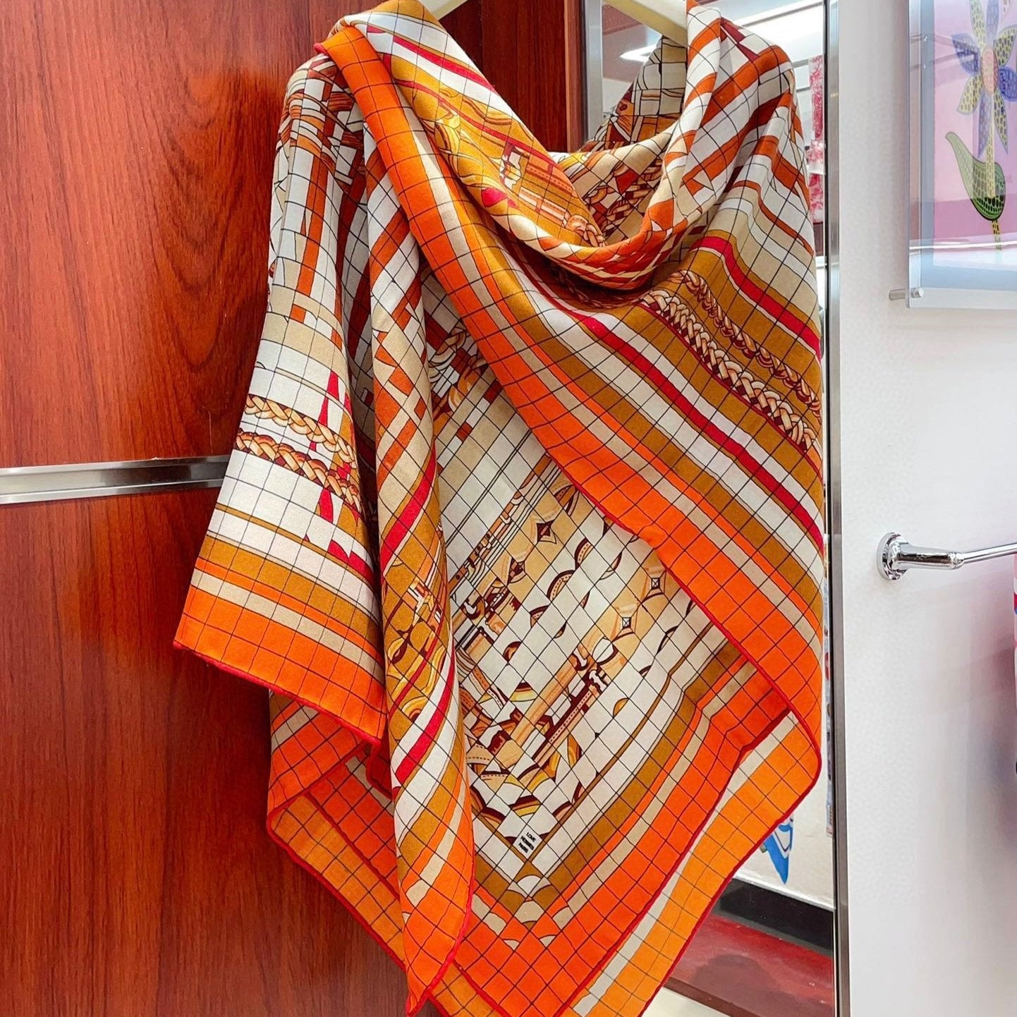 Coaching Deja-Vu Shawl 140 CM Orange Colorful Cashmere And